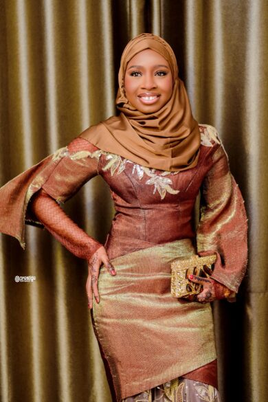 THE BRONZE SHIMMER MERMAID SET