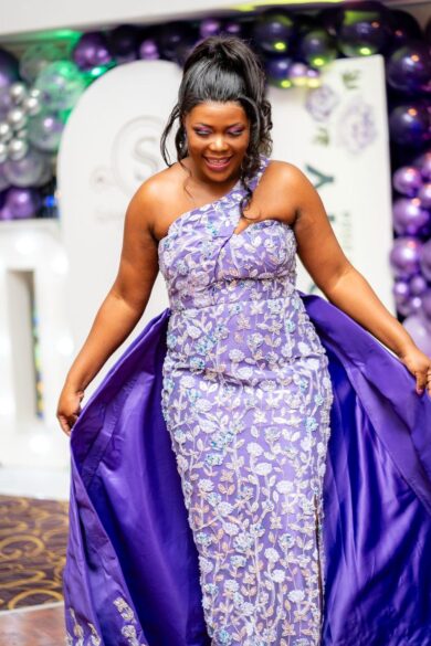 LILAC LACE DETACHABLE GOWN