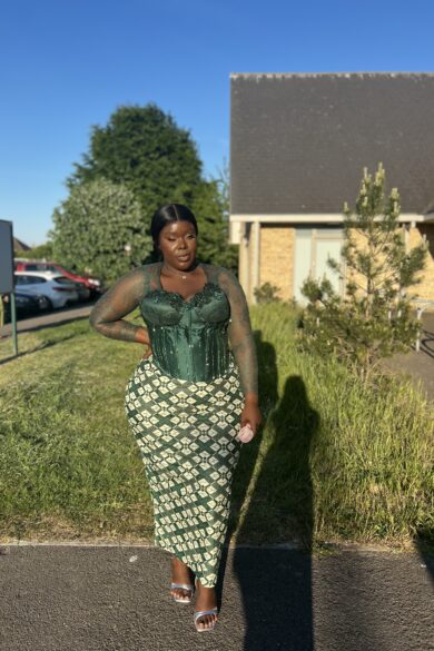 THE EMERALD LACE & PATTERNED MERMAID GOWN